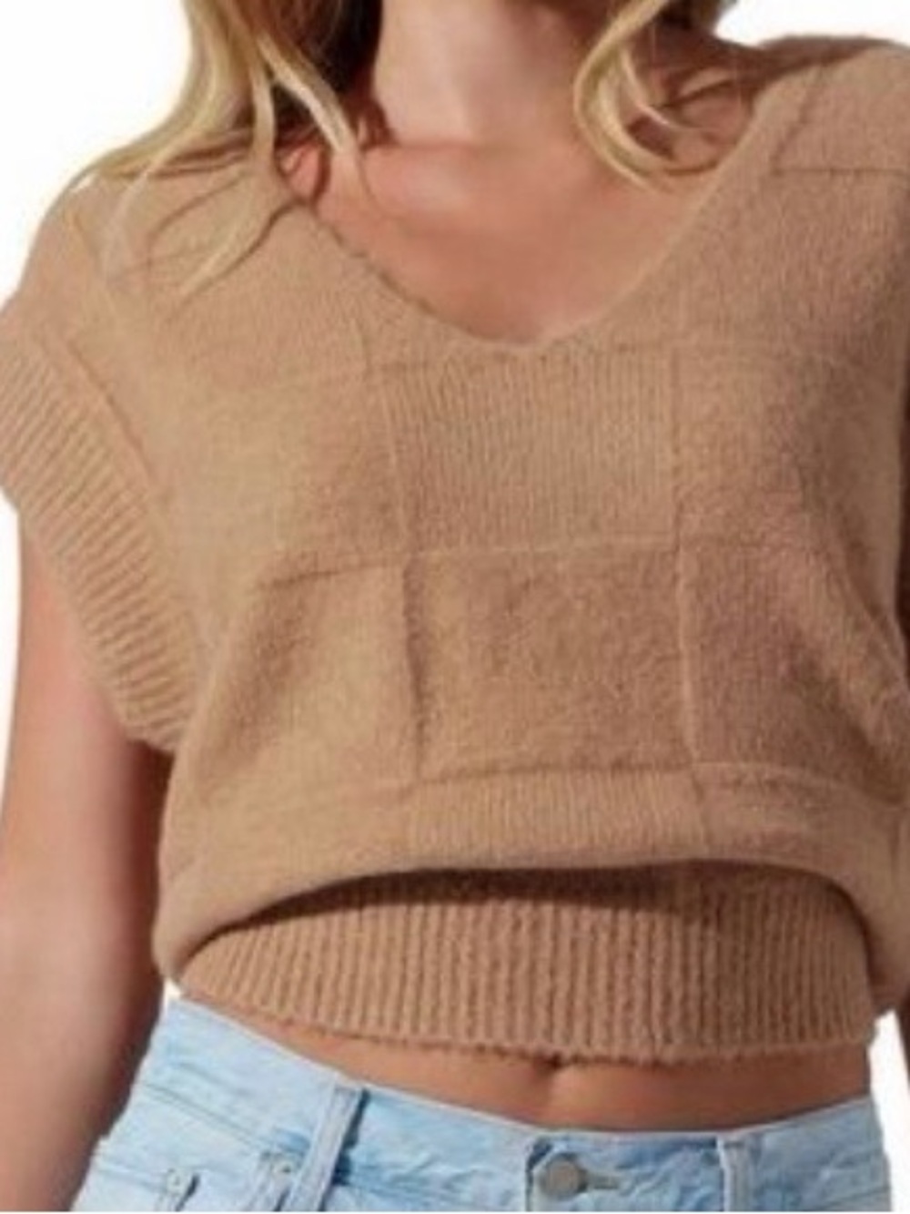 ASTR the label Cropped V-Neck Sweater Vest in Tan